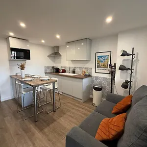  Appartement L'amandier - Joli T3 Neuf Centre A 2 Pas De La Rotonde Mirabeau Et Des Allees Provencales